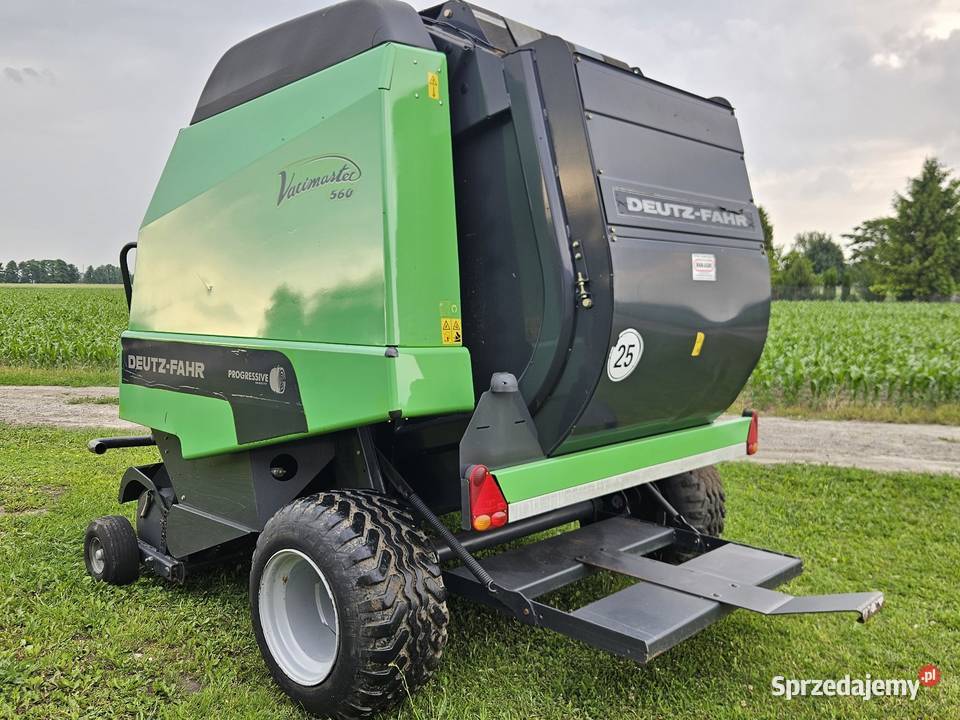 Prasa DeutzFahr Varimaster 560 rotornożesiatka Stryków
