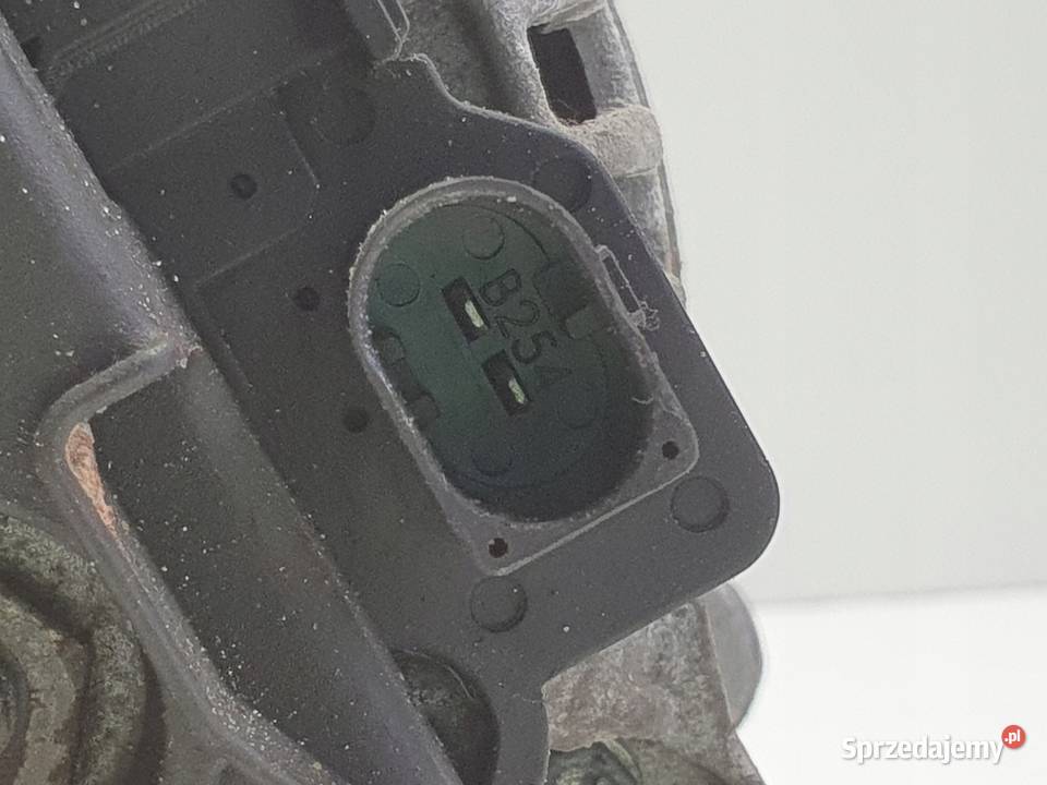 VW Passat B7 20 TDI ALTERNATOR Janów