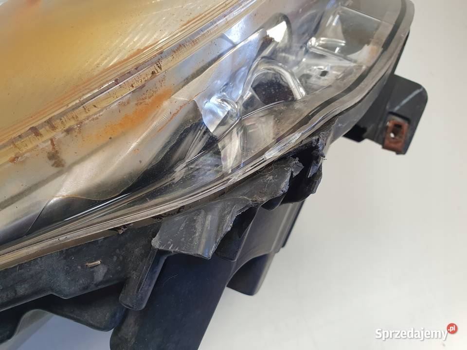 LAMPA PRAWA Opel Astra J IV 0912r PRZEDNIA prawy Rudka sprzedam