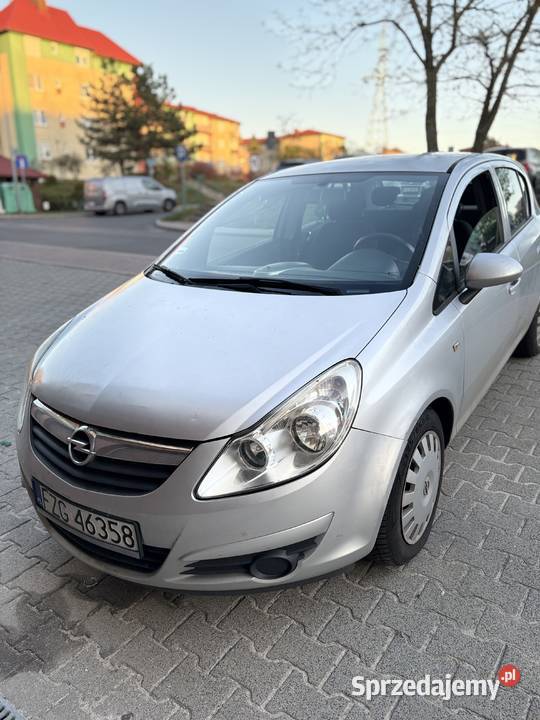 Opel Corsa D uszkodzony 12 benzyna benzyna