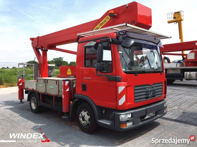 Sprzedam używany podnośnik koszowy Bison Dźwigi, podnośniki Chojnice