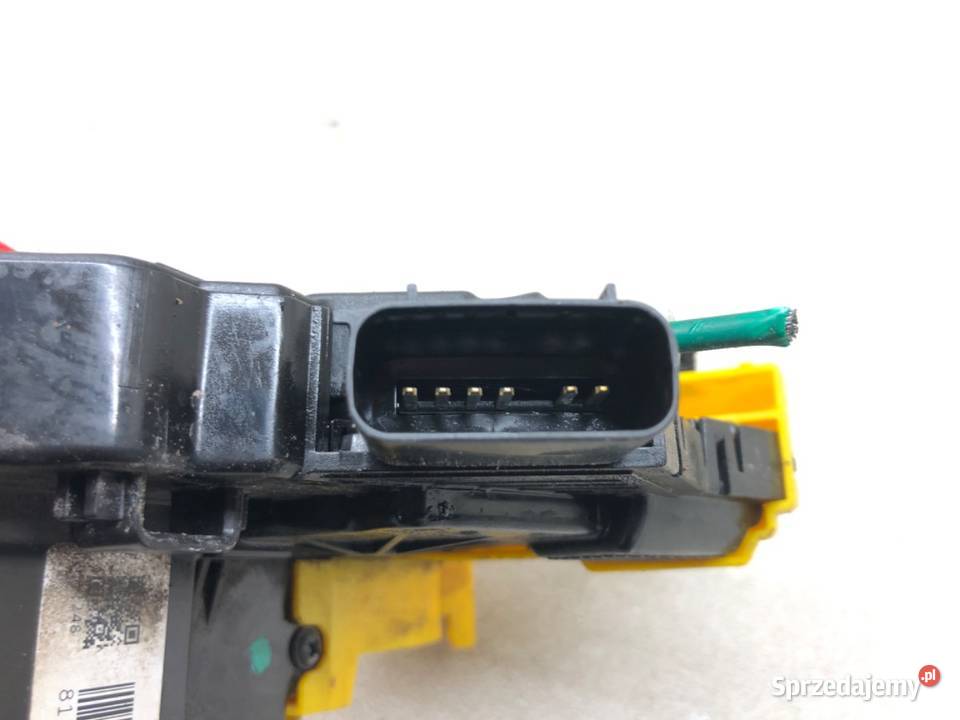 ZAMEK PRZÓD LEWY HYUNDAI i30 Kombi 81310A6000