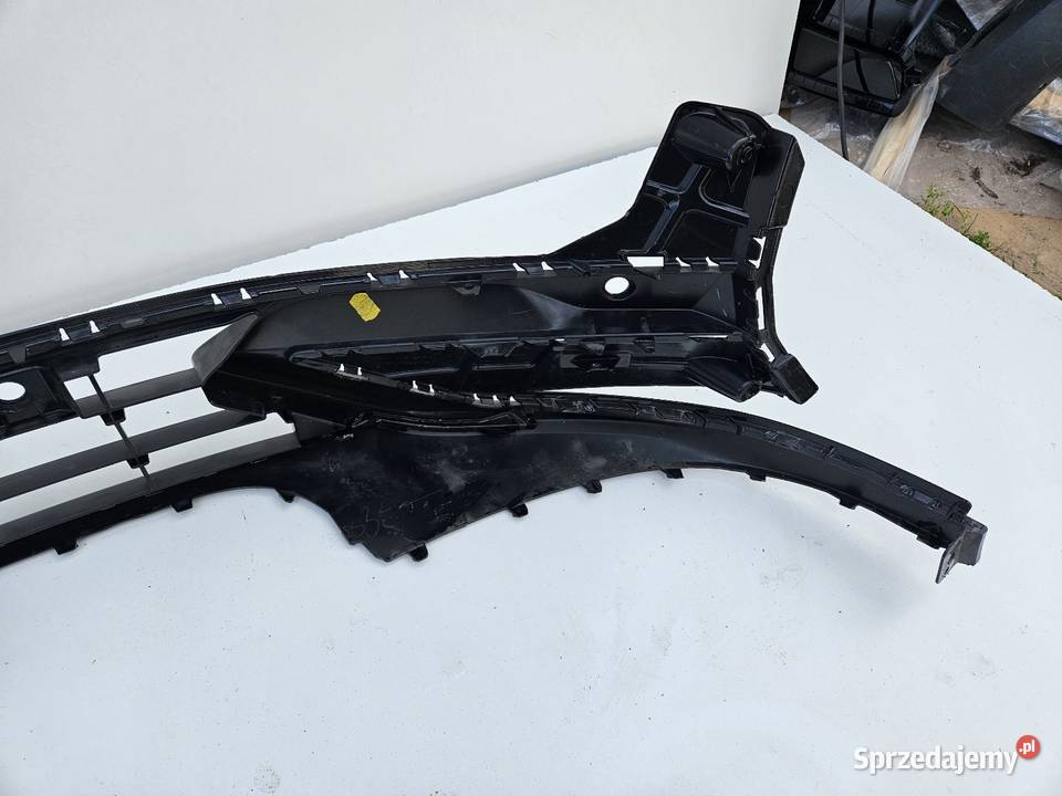 VW ID7 ID7 KRATKA ŚRODKOWA ZDERZAKA PRZÓD Międzychód