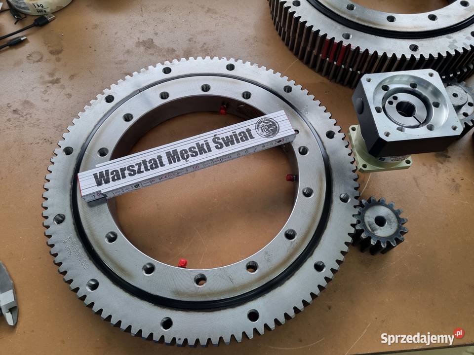 Łożysko wieńcowe wieniec obrotu obrotnica CNC