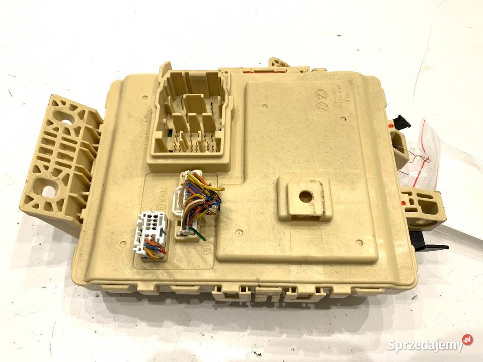 SKRZYNKA BEZPIECZNIKÓW KIA STINGER 91951J5283