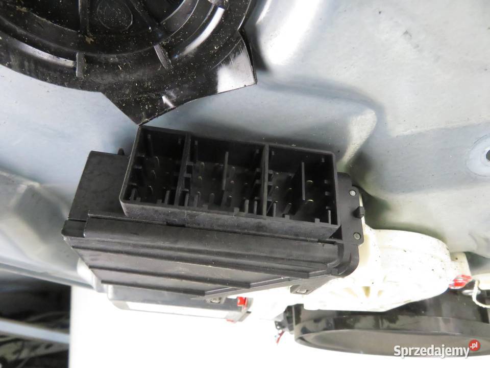 PODNOŚNIK SZYBY PRAWY PRZEDNI SEAT IBIZA III 6L1