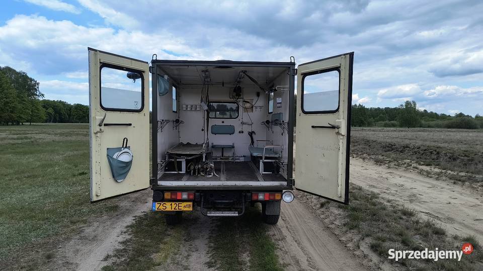 Tarpan 4022S Honker 25 sofim Iveco sanitarka Police sprzedam