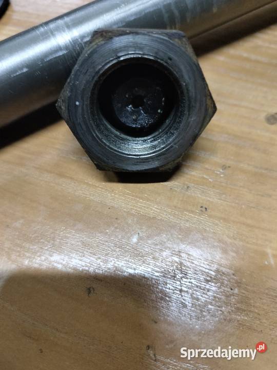 Oś wahacza Cezeta 175 350 Łubno sprzedam