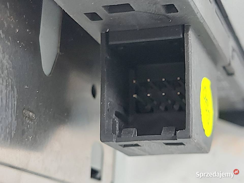 AUDI S4 B8 13r radio CD nawigacja 8R2035666C