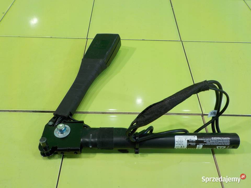 OPEL CORSA E 14 B 15r HB 5D napinacz zapinka Suków