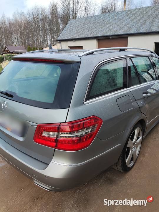 Mercedes Benz E