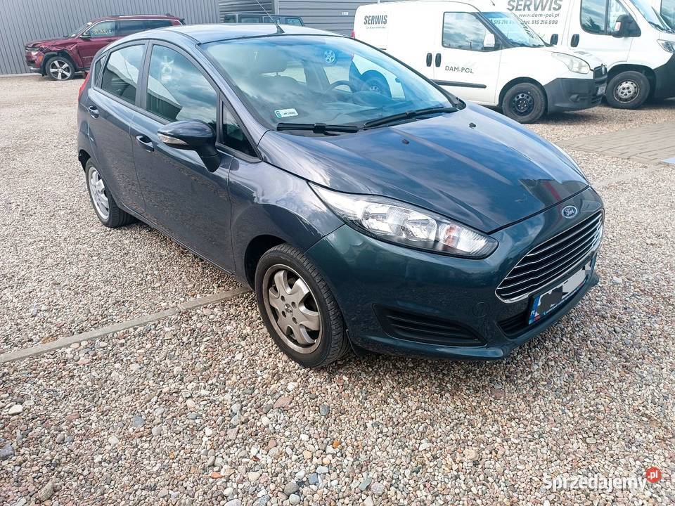 Ford Fiesta Mk7 2015 benzyna poj 125 Salon wielofunkcyjna kierownica