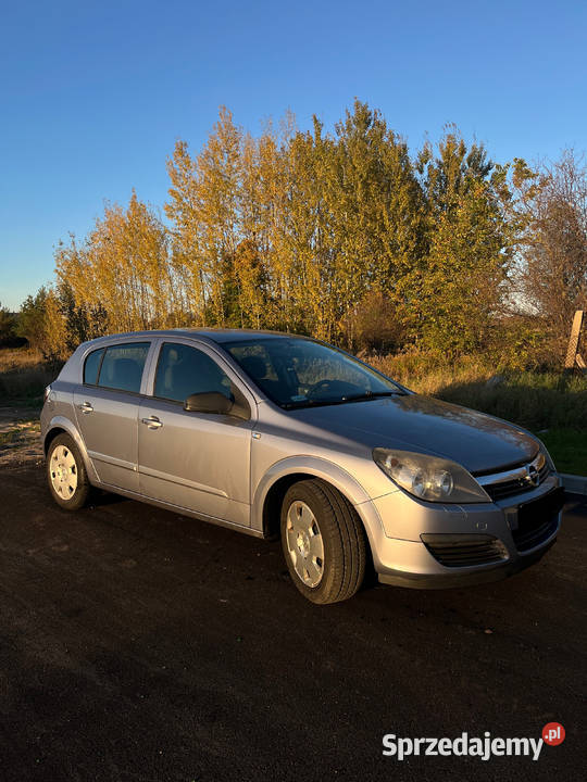 Opel Astra H 16 benzyna Astra Ełk sprzedam