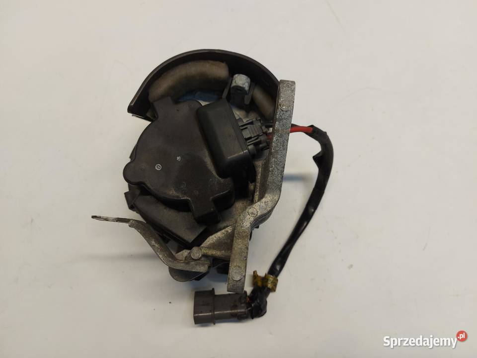 Subaru WRX STI 2015r pompa powietrza wtórnego 25