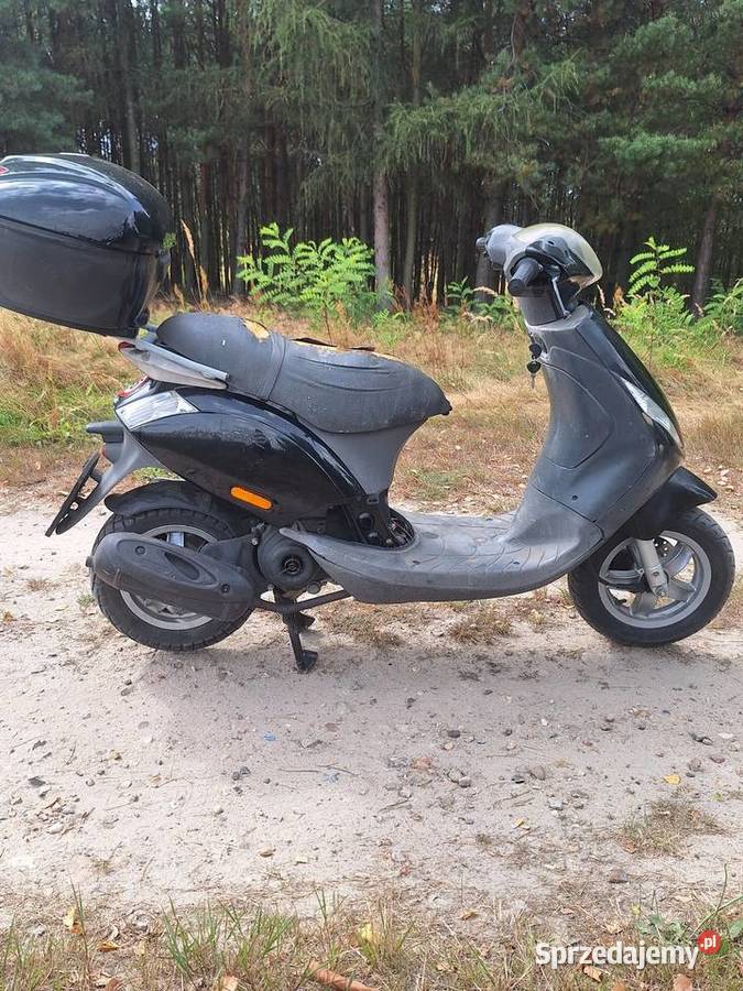Skuter Piaggio zip 50 4t stan