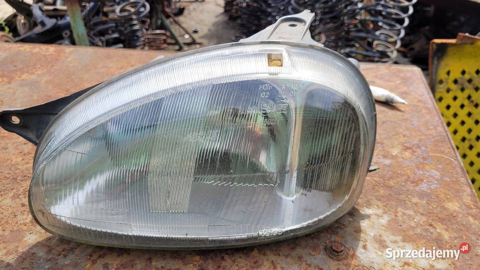Lampy przód Opel Corsa B lampy przednie