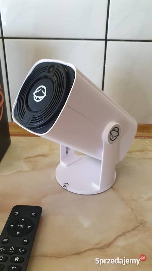 Projektor Multimedialny Full HD 4k Manta