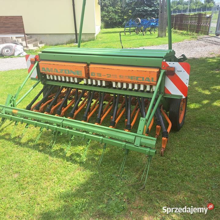 Siewnik zbożowy Amazone D8 Mierzawa