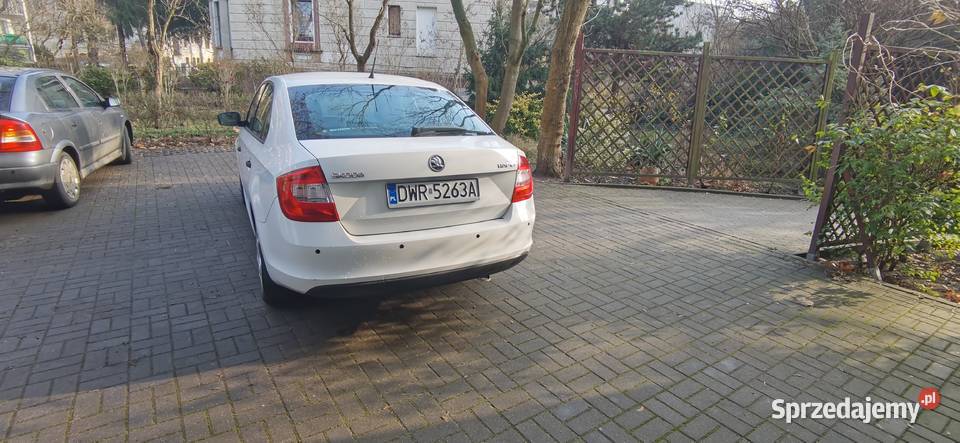 koda Rapid 12 MPI 63 kW 2014 Salon Niski Wrocław sprzedam