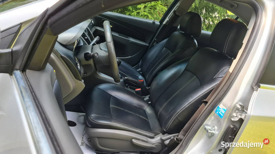 Chevrolet Cruze LT 18 16v 141 Full Navi Skóra Cruze Chmielnik sprzedam
