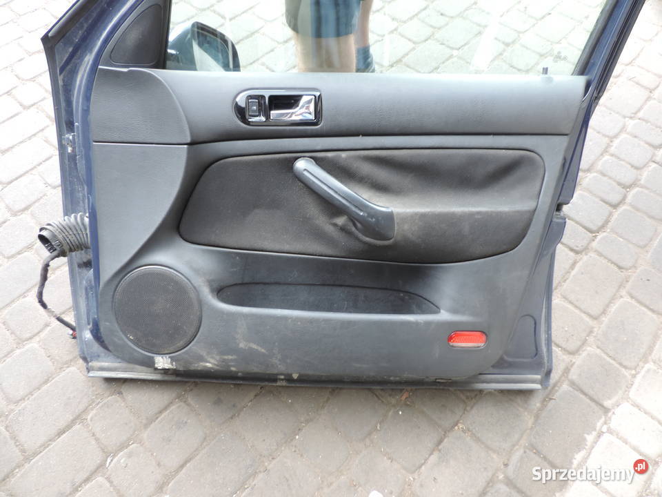 VOLKSWAGEN GOLF 4 IV 5D DRZWI PRAWY PRZÓD Nowy Sącz