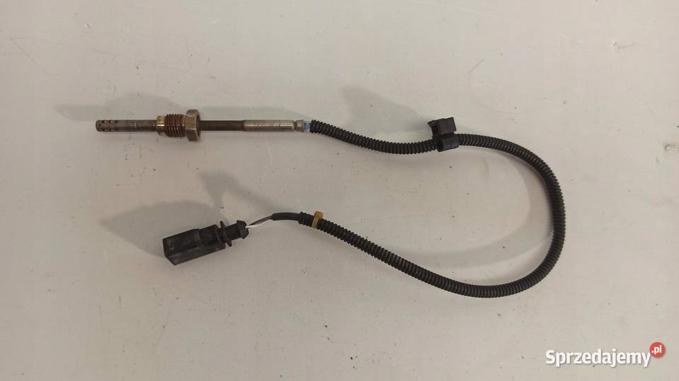 CZUJNIK TEMPERATURY SPALIN A4 B8 059906088AK sprzedam