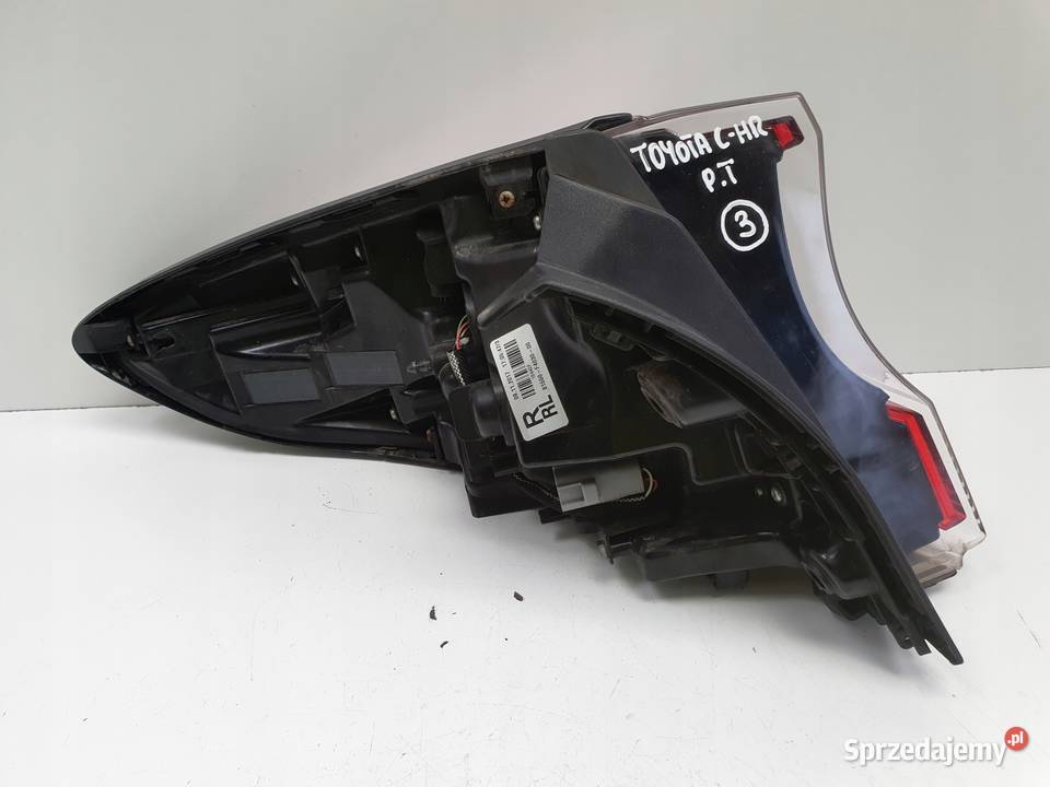 Toyota CHR CHR TYLNIA TYLNA LAMPA PRAWA prawy Części samochodowe Janów