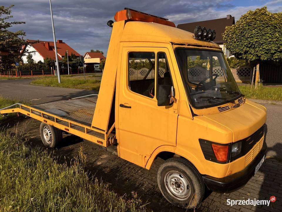 Mercedes kaczka autolaweta zarejestrowany w Polsce Obrzębin