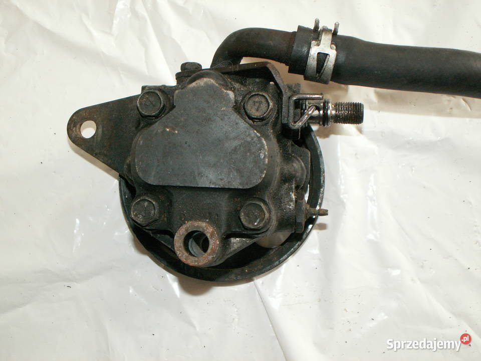 mazda 323F pompa wspomagania 15E16V92R osobowe dolnośląskie Siechnice