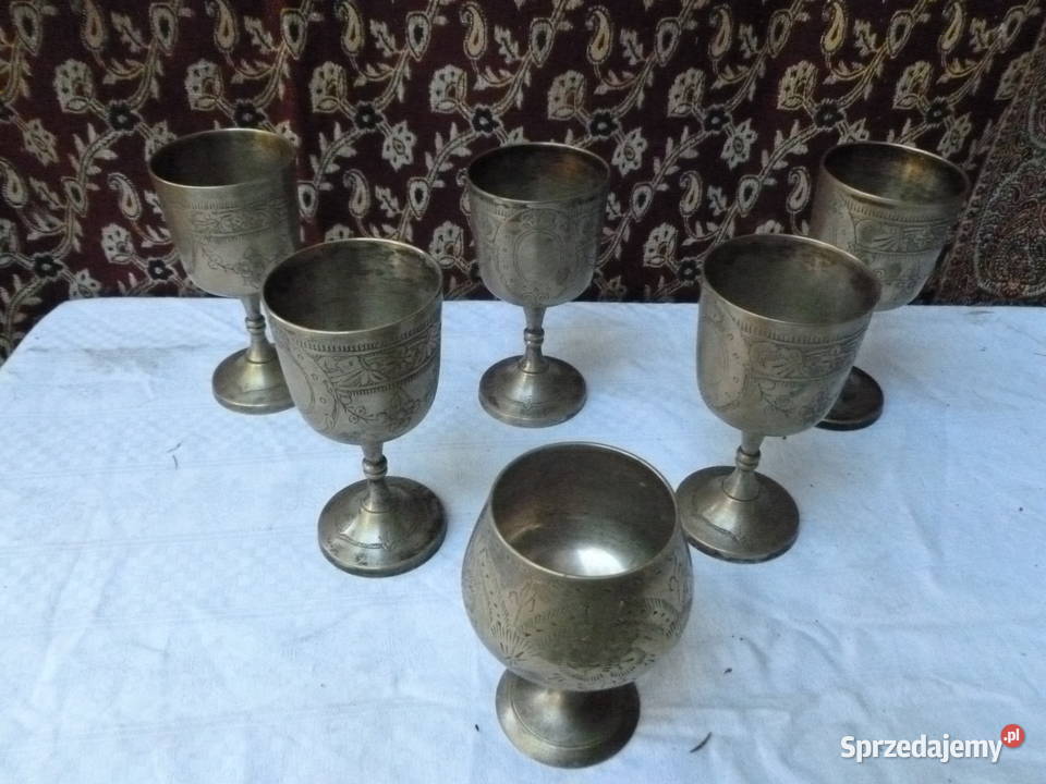 Posrebrzane grawerowane kieliszki Mława