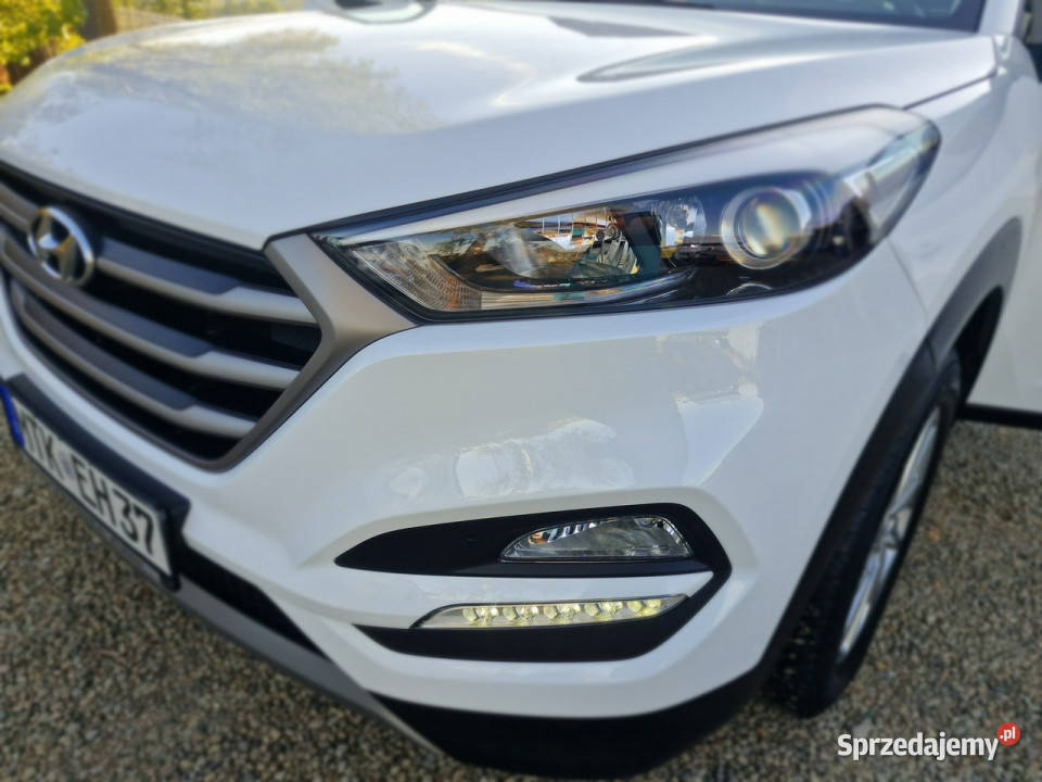 Hyundai Tucson 16 benzyna 125000 serwis w biały podkarpackie
