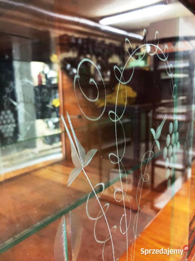 Kredens etażerka piękne zdobienia Vintage PRL Meble Kalwaria Zebrzydowska