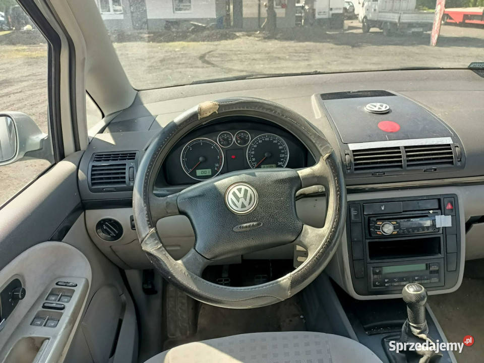 Volkswagen Sharan Volkswagen Sharan 19 TDI 130 Rok produkcji 2003 małopolskie Tarnów