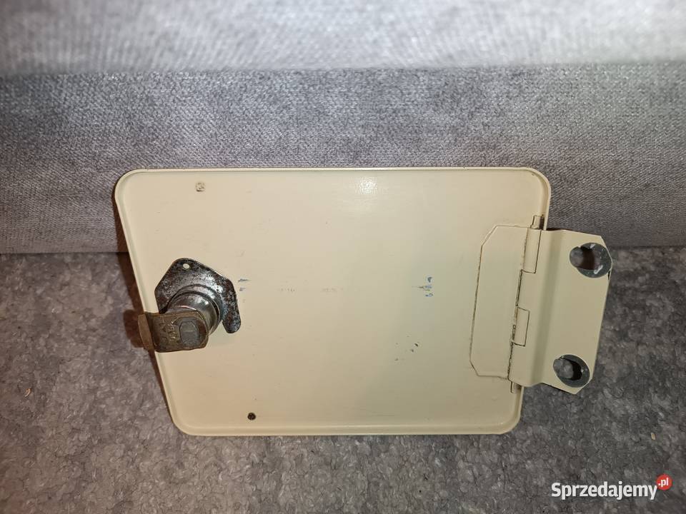klapka do wlewu paliwa Fiat 125p 1988r dolnośląskie Wrocław