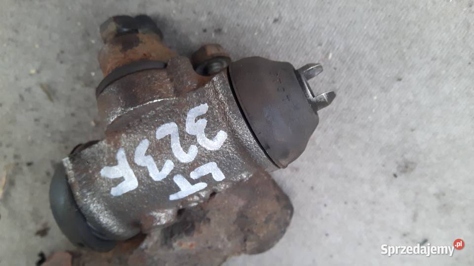 Mazda 323F BA 1998r różne części Serock