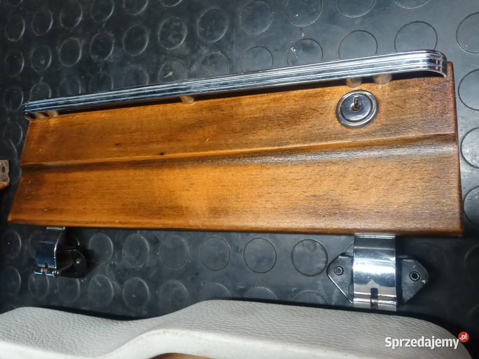 Mercedes W110 W111 deskaklapka schowka rączki osobowe
