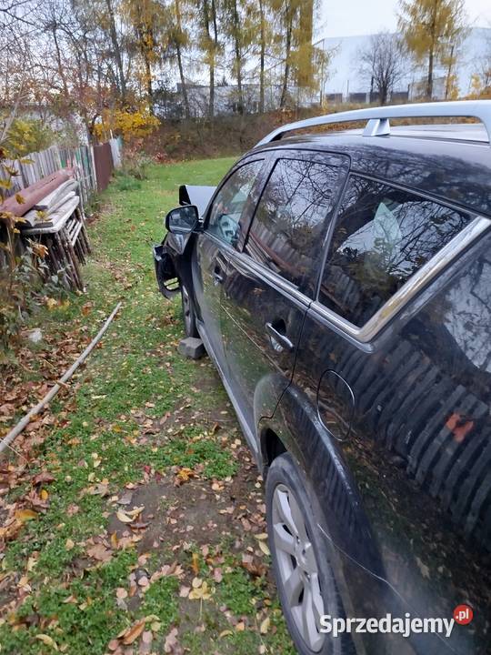 Mitsubishi Outlander kolizji Suchedniów