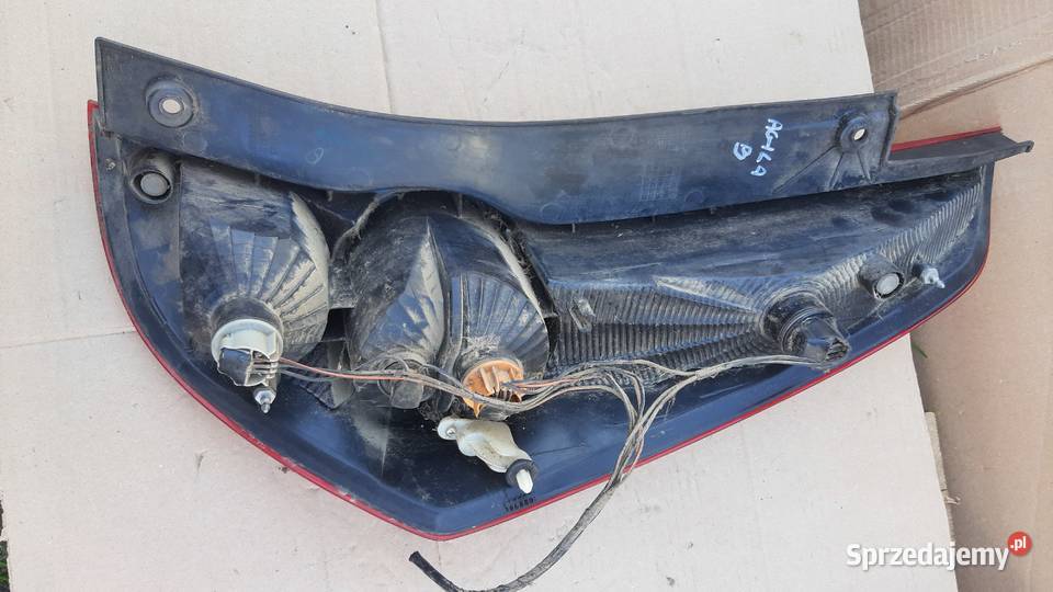 lampa tylna prawa lewa OPEL AGILA B Dębno sprzedam
