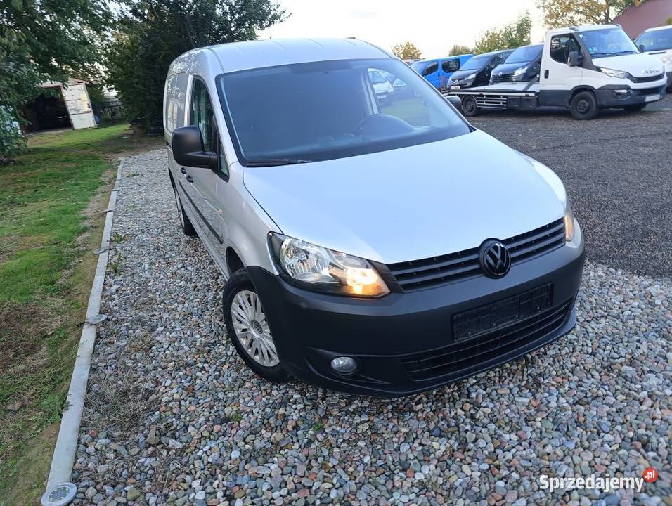 Volkswagen Caddy Long 16TDI klima dużym serwisie Rok produkcji 2011 Poniatowa