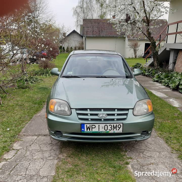 SPRZEDAM SAMOCHÓD HYUNDAI ACCENT 16 KAT PRZEBIEG 1599cm3 mazowieckie Kędzierówka