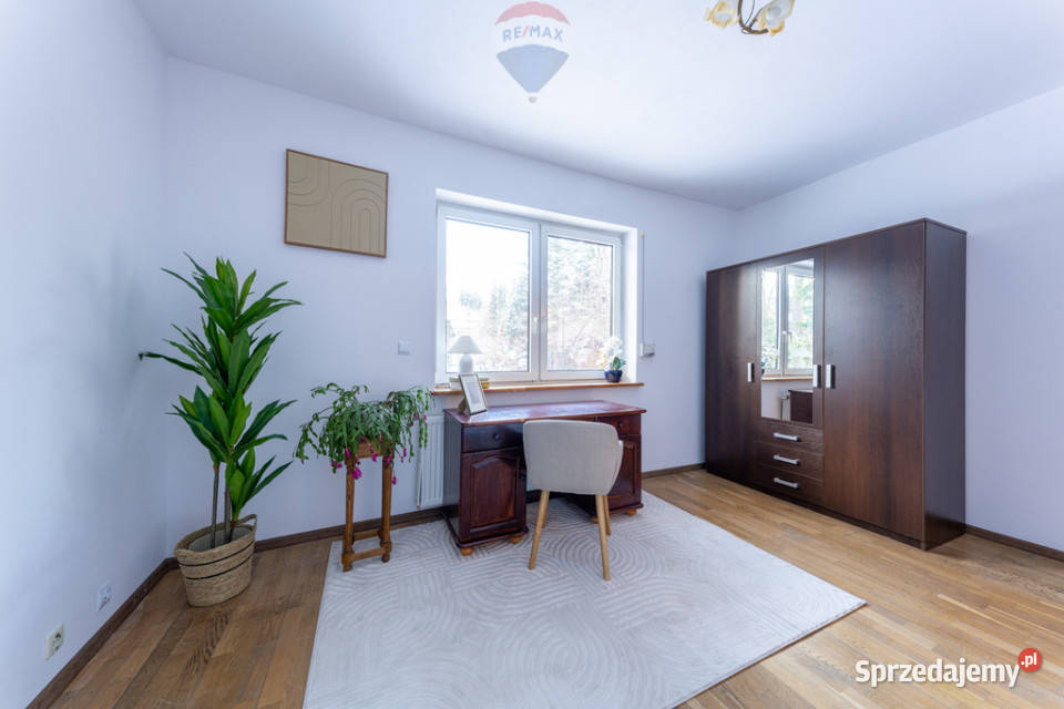 Dom w świetnej lokalizacji Warszawa Międzylesie Liczba pokoi 5 sprzedam