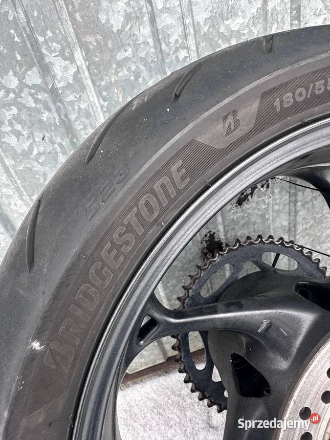 Felga tył tylnia triumph street triple 765 2024 sprzedam
