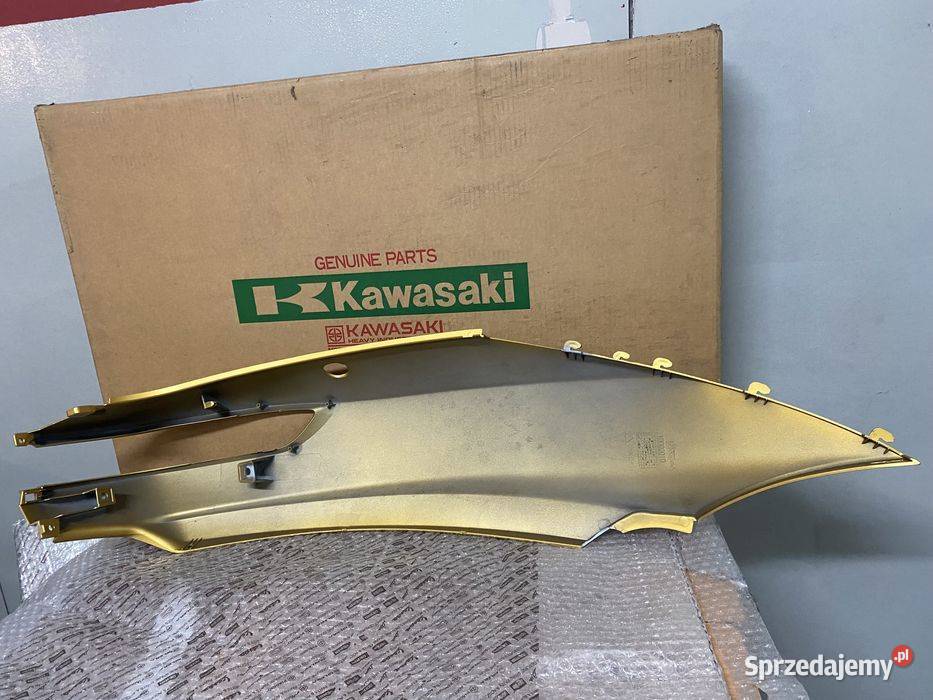 Bok Boczek Owiewka Lewa Piaggio MP3 300 IE Poznań
