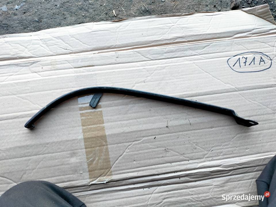 AUDI 80 B4 LISTWA BLENDA POD LAMPE HOKEJ LEWA Kamień-Kolonia sprzedam