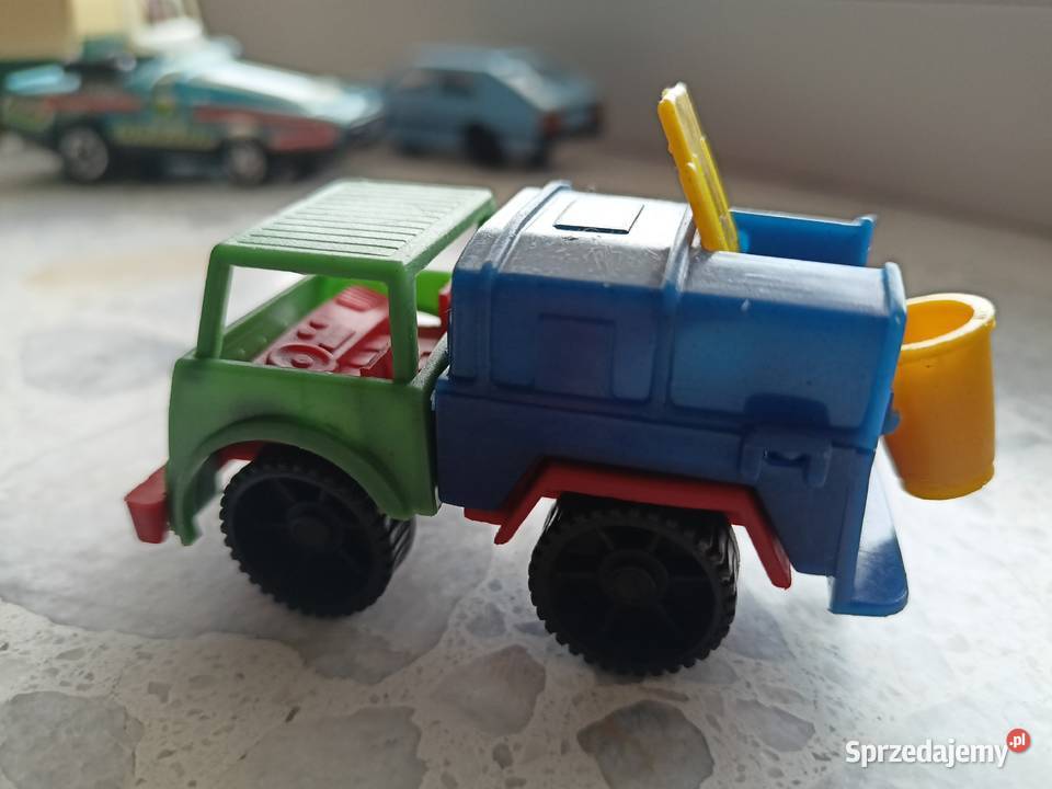 Zabawka PRL Samochody i pojazdy podkarpackie Rzeszów