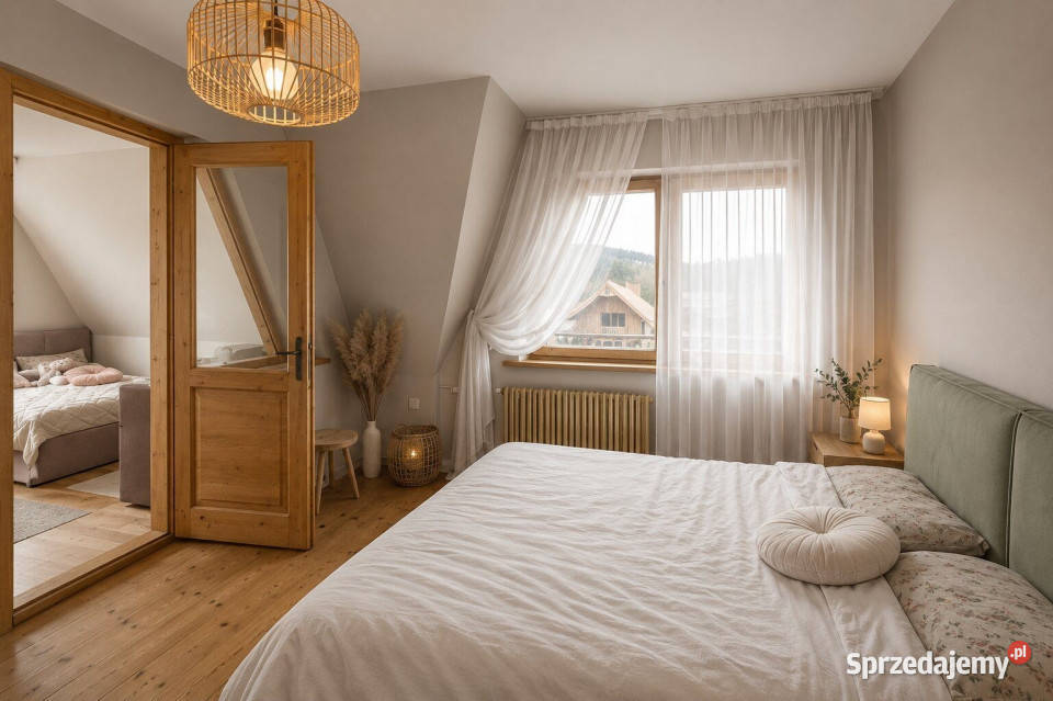Dom w centrum Czarnej Góry z widokiem na Tatry małopolskie Czarna Góra