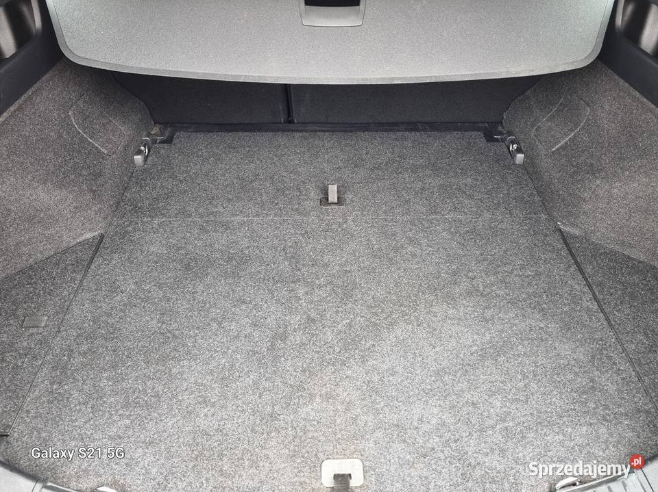 Toyota Auris HYBRYDA 18 136 nawigacja kamera alu 1798cm3 Płońsk sprzedam