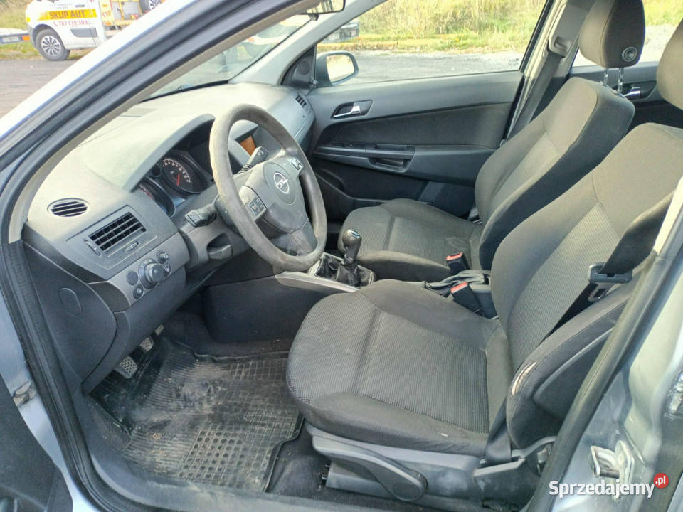 Opel Astra Opel Astra 17CDTI 80 05r H 20042014 Tarnów sprzedam