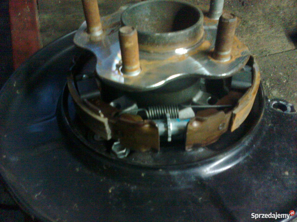 piasta zwrotnica nissan juke zacisk tarcze linka Gierałtowiczki sprzedam