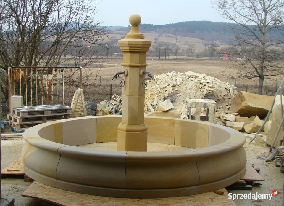 Oryginalna i stylowa fontanna z piaskowca, naturalny kamień